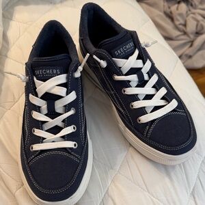 Skechers Navy Blue Sneakers with White Accents